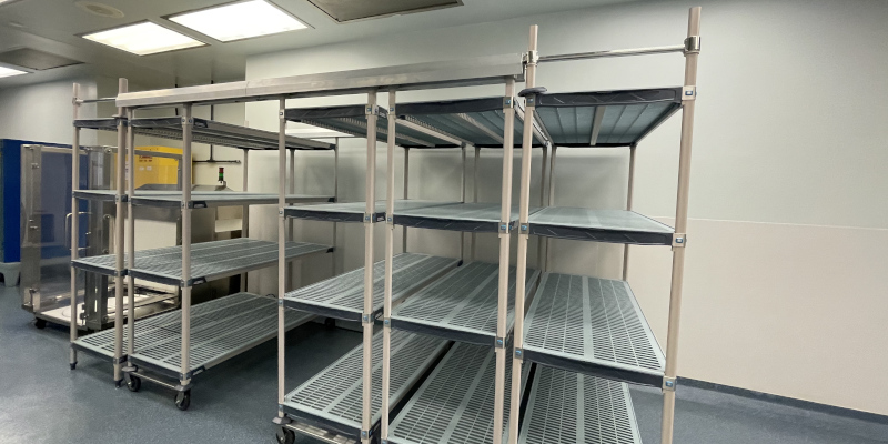 Three Reasons to Use Wire Shelving at Your Facility