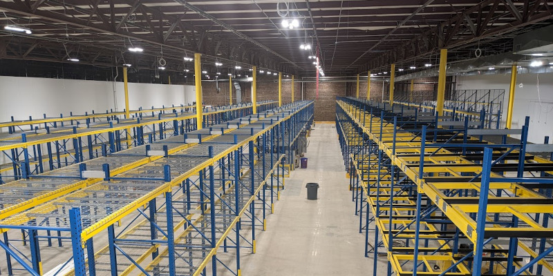 Top Signs Your Warehouse Needs to Upgrade Its Pallet Racks